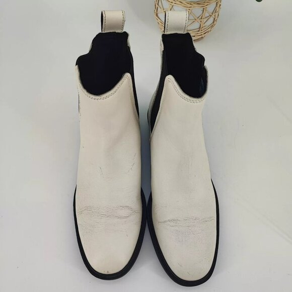 Ugg Women's Emmeth Chelsea White Jasmine Leather Boots Size 9 US - Picture 5 of 12